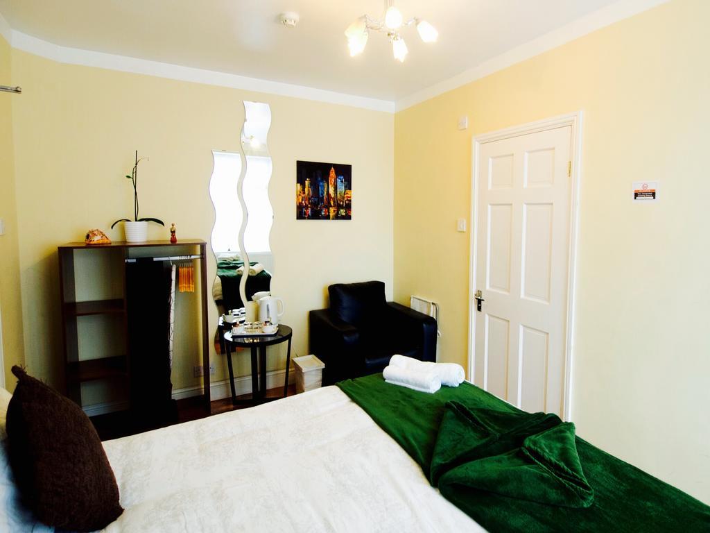 Gable Lodge Londra Esterno foto