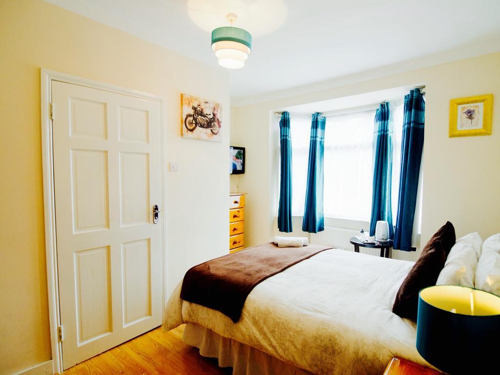 Gable Lodge Londra Esterno foto
