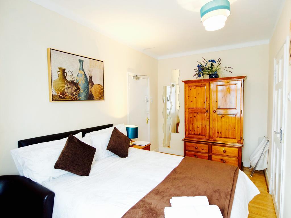 Gable Lodge Londra Esterno foto