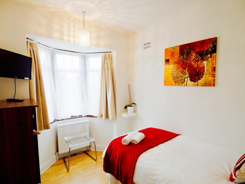 Gable Lodge Londra Esterno foto