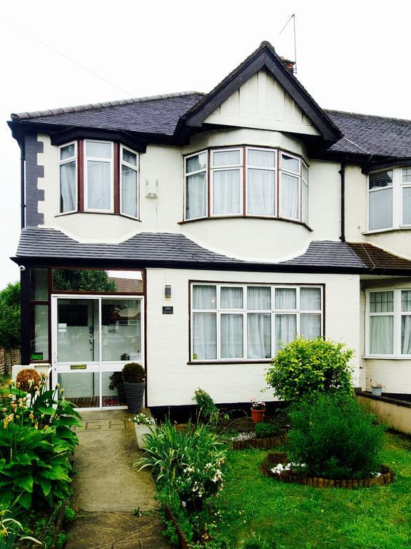 Gable Lodge Londra Esterno foto