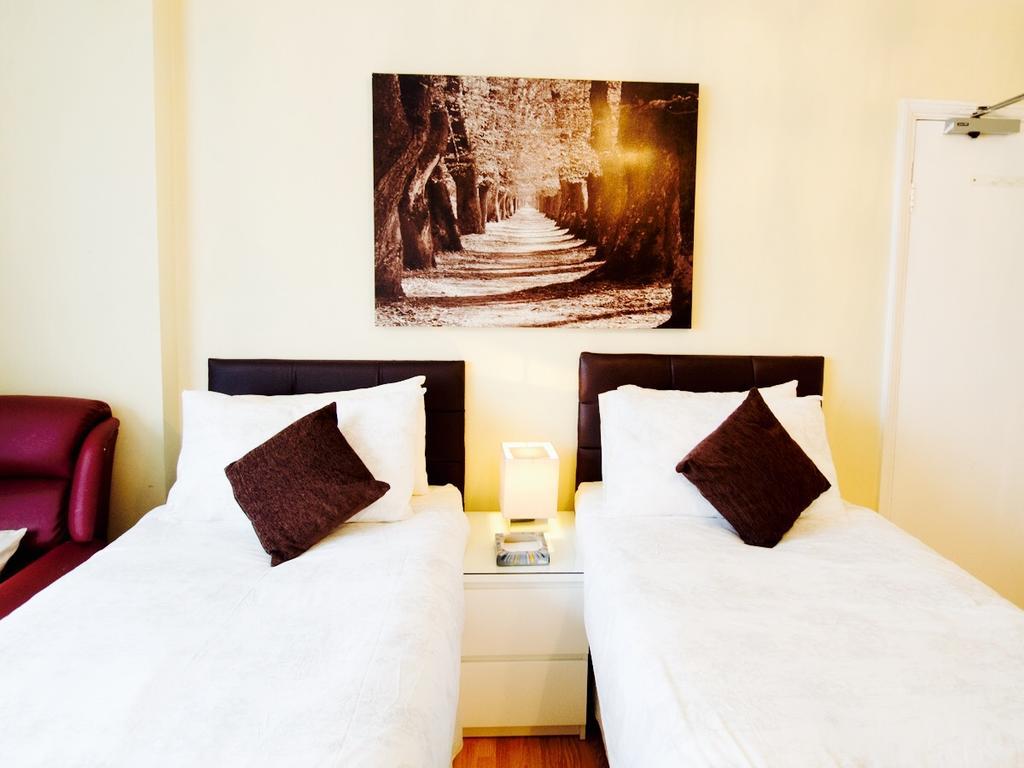 Gable Lodge Londra Esterno foto